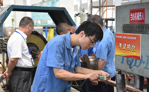 宜兴日报：岗位工人“技能秀”